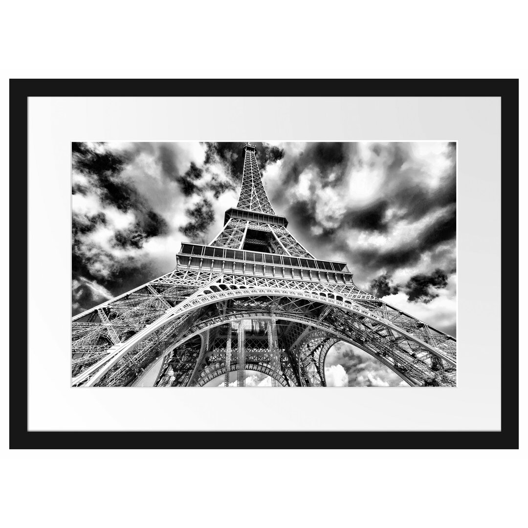 Gerahmter Grafikdruck Magnificent Eiffel Tower in Paris