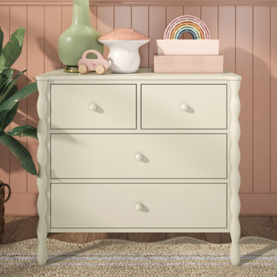 Commode à 4 tiroirs Jenny Lind