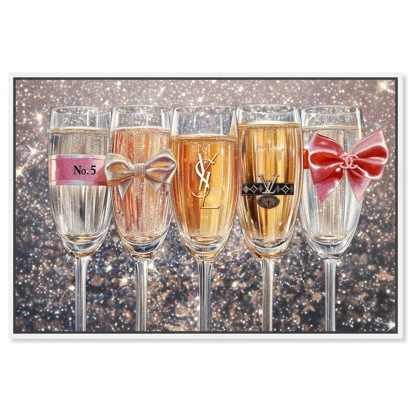 «Champagne Glasses Glitz» par Art Remedy, H 37 po x l 55 po, Cadre flottant, Gold