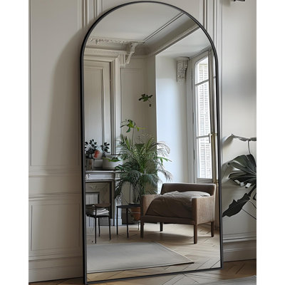 Miroir pleine longueur, miroir de plancher 71 po x 28 po avec support, miroirs suspendus pour chambre à coucher, salon, vestiaire, salle à manger, noir, arqué