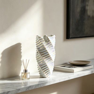 Vase de table moderne en céramique texturée