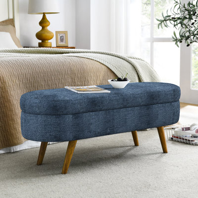 Banc de rangement ovale bleu foncé avec pieds en bois d'hévéa résistants et stables, taille 43,5 po, peut être utilisé comme tabouret ou siège, plis richement décorés de style tissu plissé