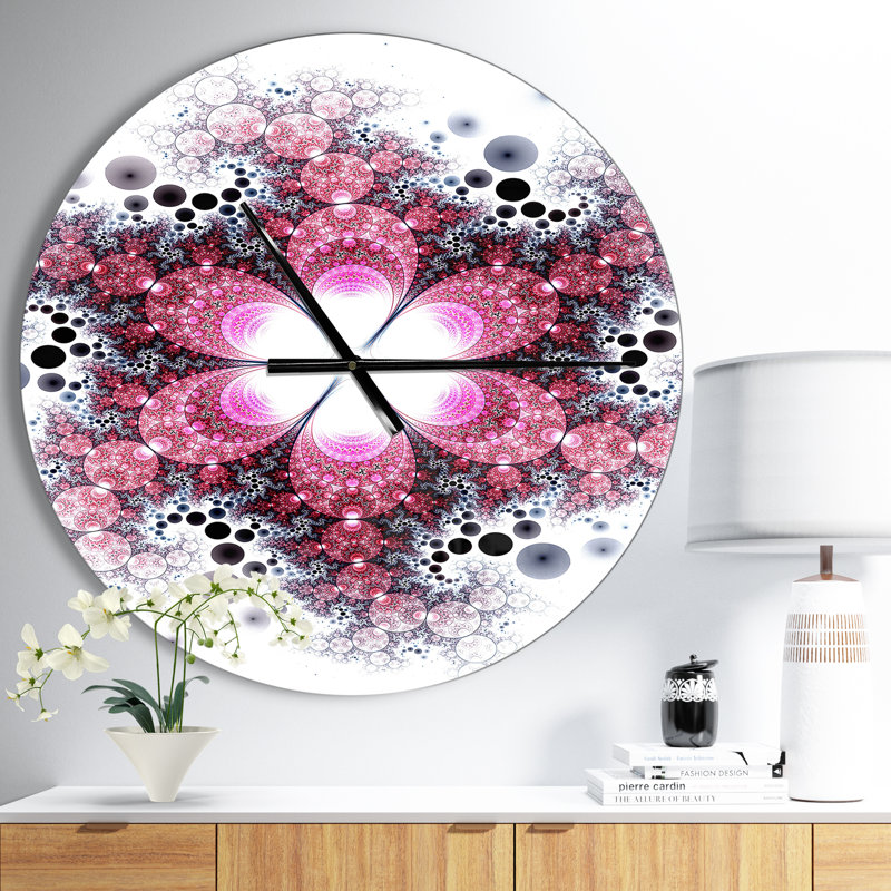 Horloge murale violette, Moyen