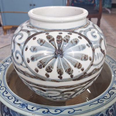 Vase en porcelaine Old World