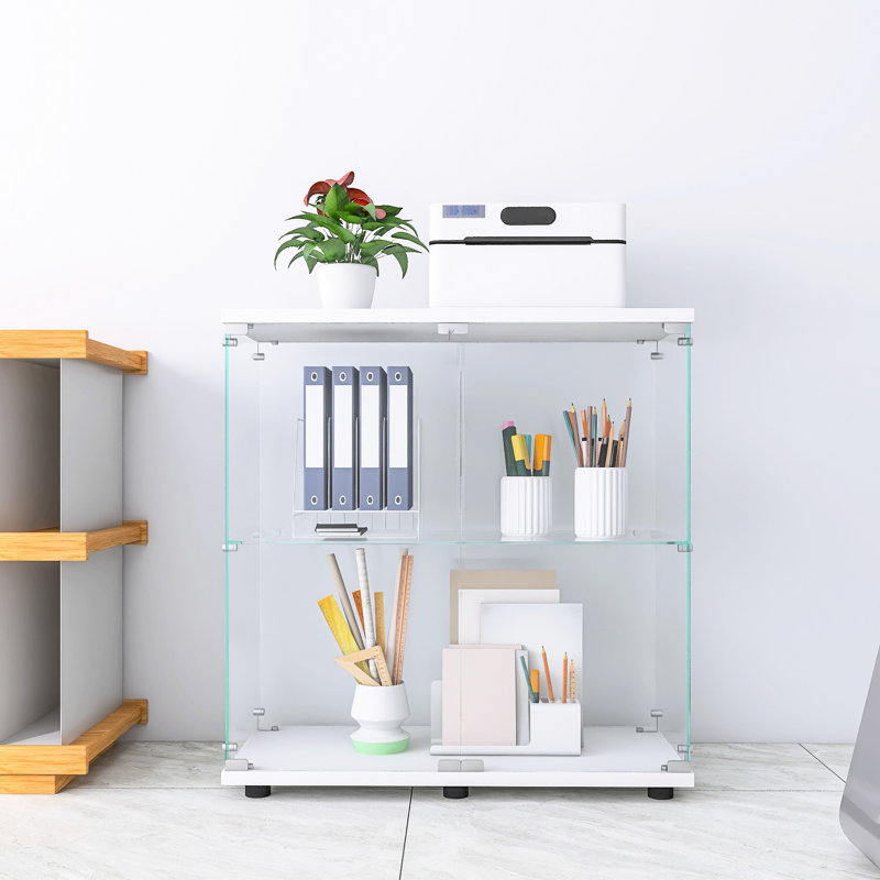 Vitrine blanche à deux portes sur pied, 33,35 po x 32,04 po x 14,33 po - conception à 2 tablettes pour divers objets