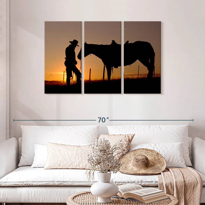 Lelar Cowboy debout avec son cheval, H 28 po x l 45 po