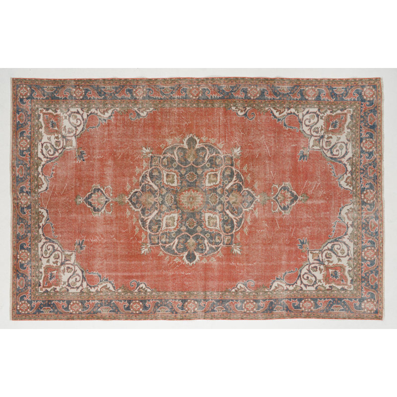 Tapis turc rétro fait à la main