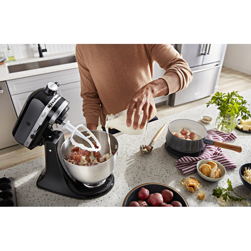 KitchenAid® Classic™ Series 4.5 Quart Tilt-Head Stand Mixer, Onyx Black