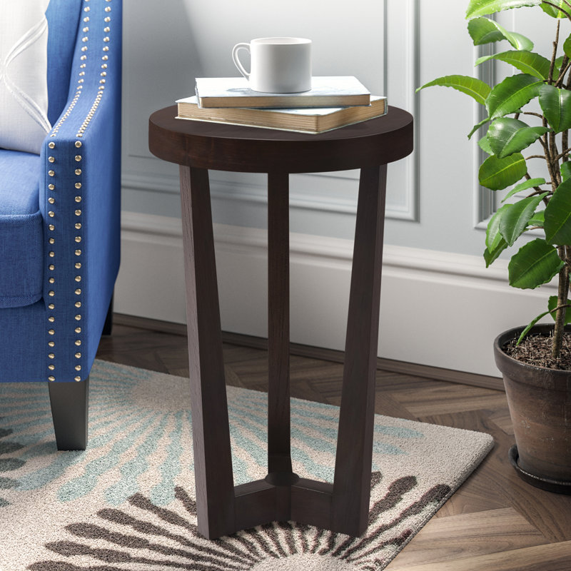 Brakebill End Table, Espresso Brown