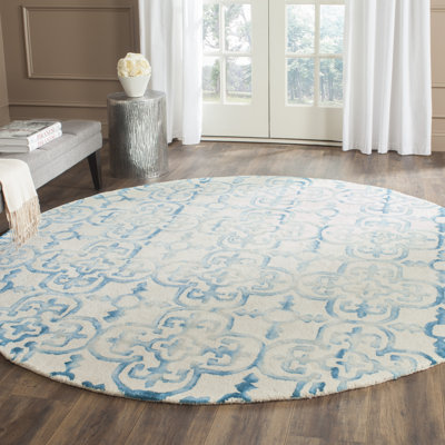 Pimentel Hand Tufted Wool Quatrefoil Rug