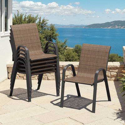 Chaise de patio empilable