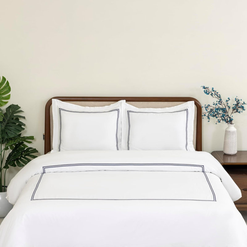 Ensemble de literie Dreamology blanc, housse de couette 100 % coton brodée, 3 pièces, douce, légère et respirante, satin T300, taille King, avec 2 taies d'oreiller, fermeture éclair (bleu marine)