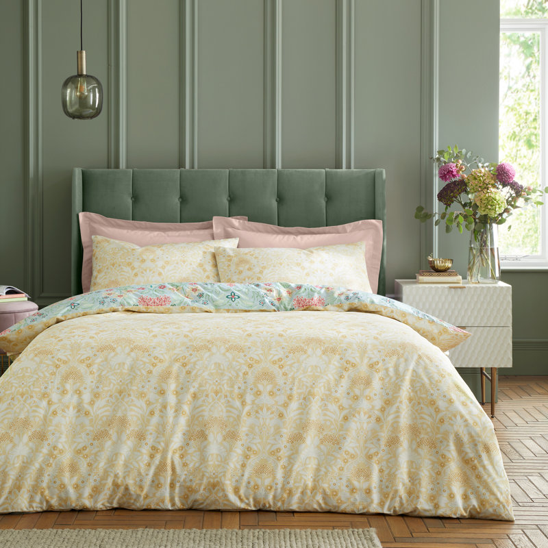 Art Deco Hydrangea Reversible 200 Thread Count Cot Cotton Floral Duvet Cover Set with Pillowcases Included
