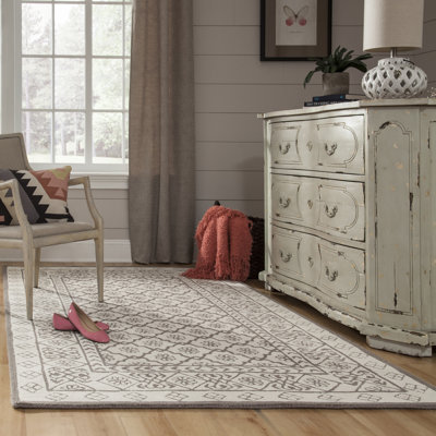 Annechien Wool Geometric Indoor Rug