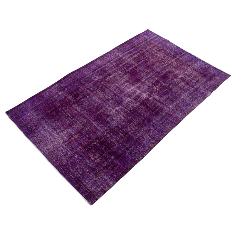 Tapis bourgogne foncé à transition de couleur 4 pi 1 po x 10 pi 0 po