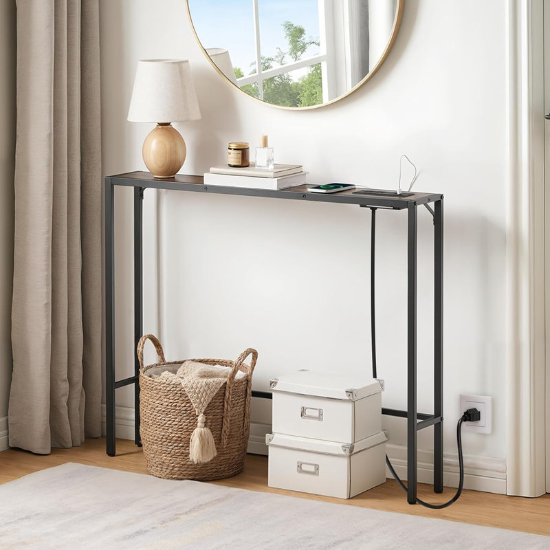Console étroite avec station de charge - table de canapé mince pour les petits espaces, prises de courant intégrées, structure robuste en bois d'ingénierie et en métal, table d'entrée multifonctionnelle pour le salon, le couloir, le bureau