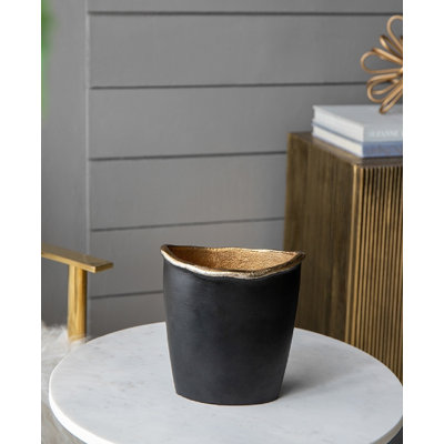 Pot Plumer