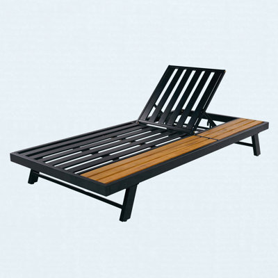 Structure de chaise longue en bois d'acacia noir à finition fer et teck avec dossier réglable et surface de rangement plate, fauteuil inclinable extérieur de 400 lb pour le patio près de la piscine