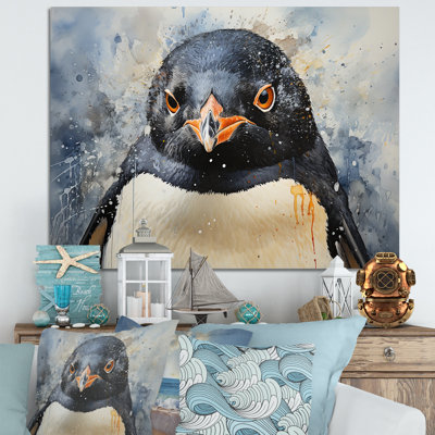Portraits de pingouins curieux