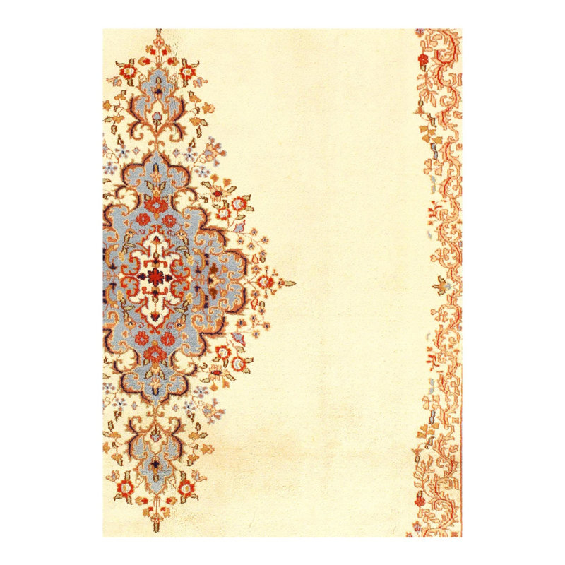 Oriental Area Rug in Ivory