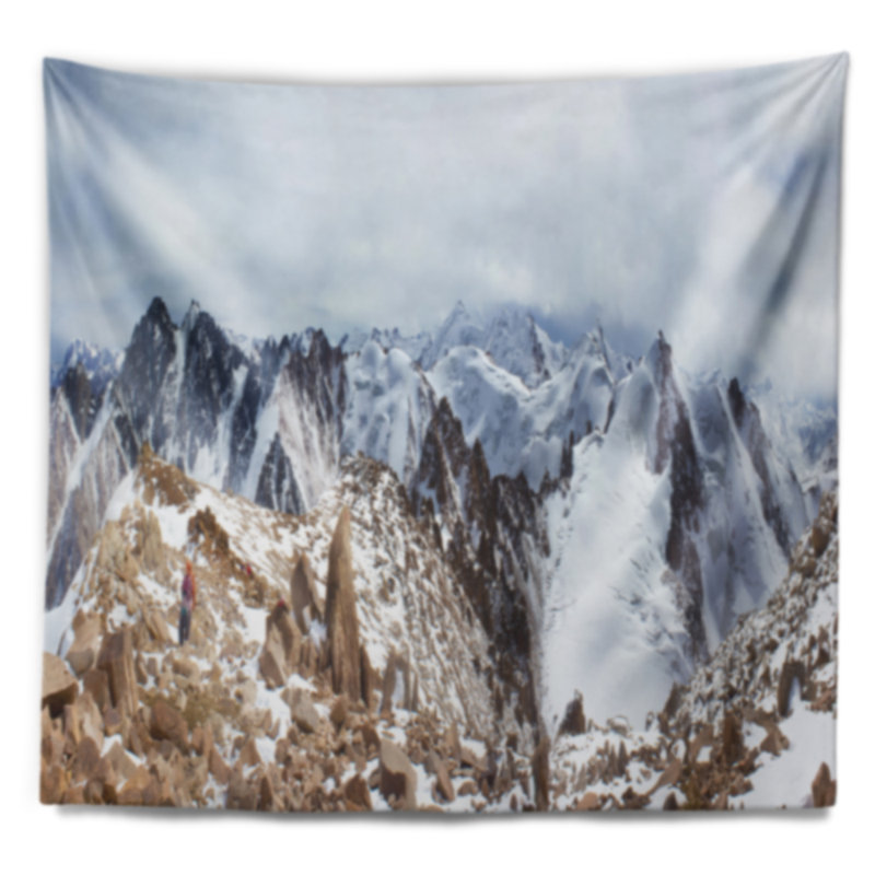 Tapisseries en polyester sur le dessus de la montagne avec accessoires suspendus inclus, H 32 po x l 39 po