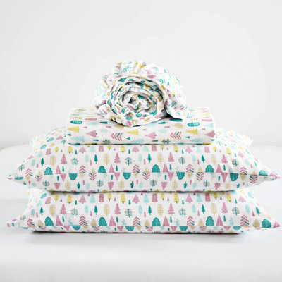 Queen Size 4 Pcs Cotton Flannel Sheet , White Holiday Trees Print, , Warm, Fitted Covers Mattress Up To 14", Easy Maintenance Pieces, Warm And Machine Washable