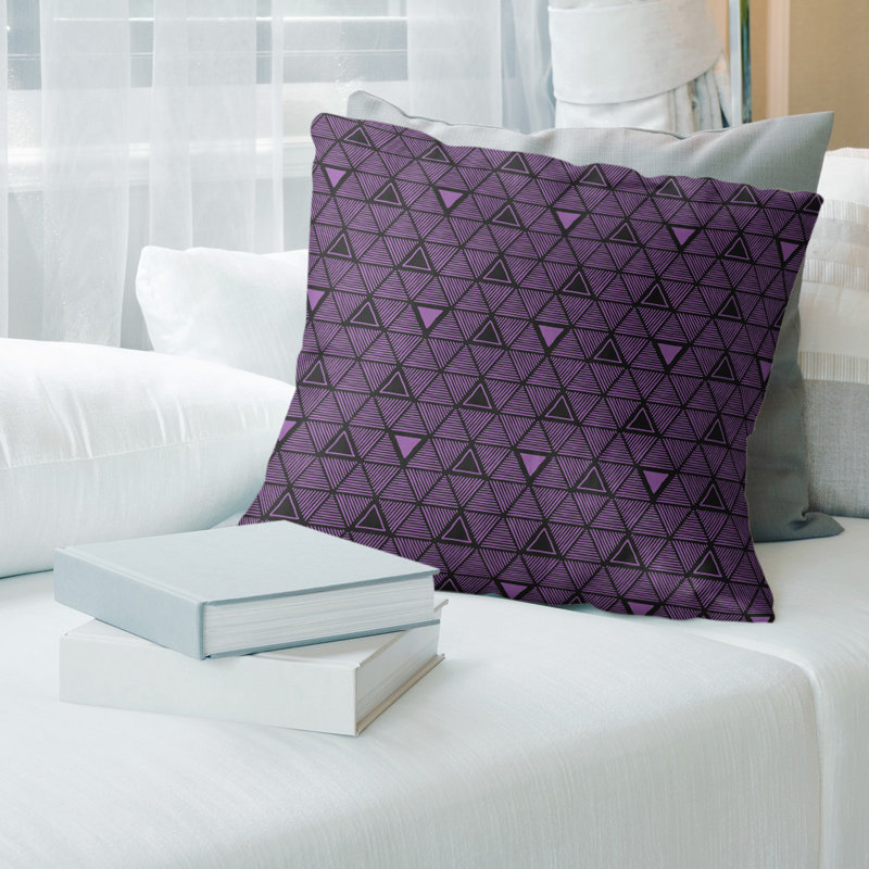 Coussin décoratif triangles dessinés à la main classiques, Bourre en polyester, H 14 po x l 14 po, Violet