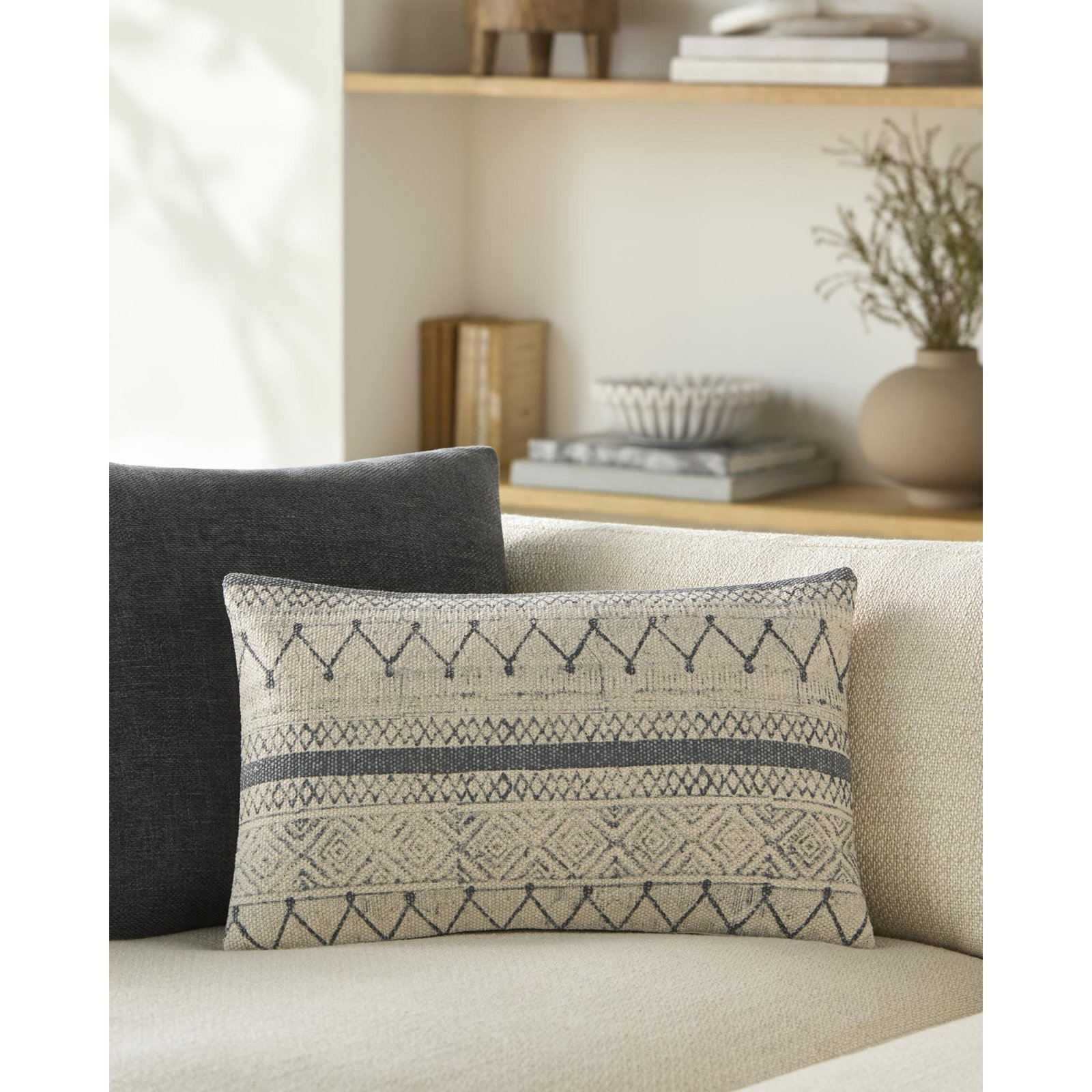Zetta Geometric Cotton Lumbar Throw Pillow, Light Beige/Dark Blue, Polyester/Polyfill