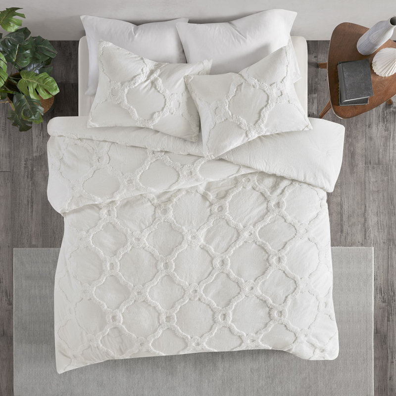 Pacey 3 Piece Tufted Cotton Chenille Comforter Set, Full/Queen Comforter + 2 Standard Shams, White