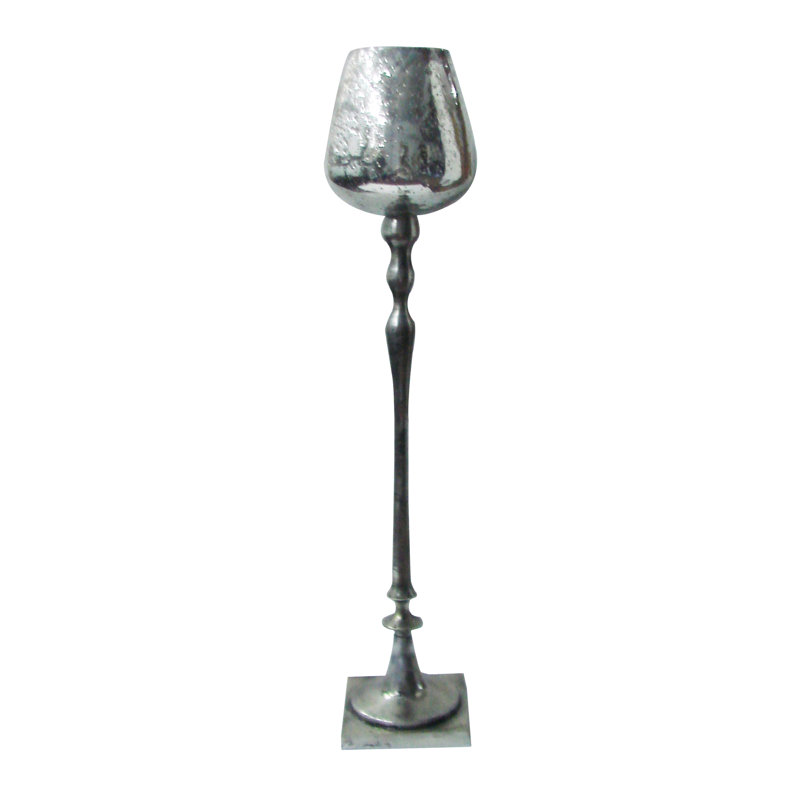 Chandelle en métal, H 28 po x l 6,5 po x P 6,5 po
