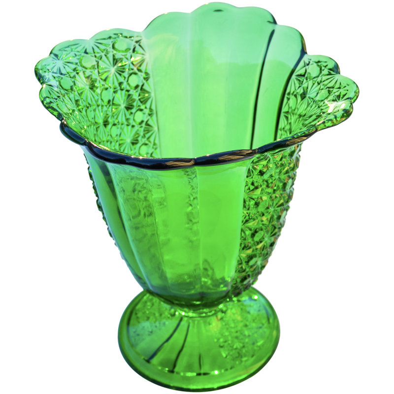 Vase de table en verre fait à la main en vert