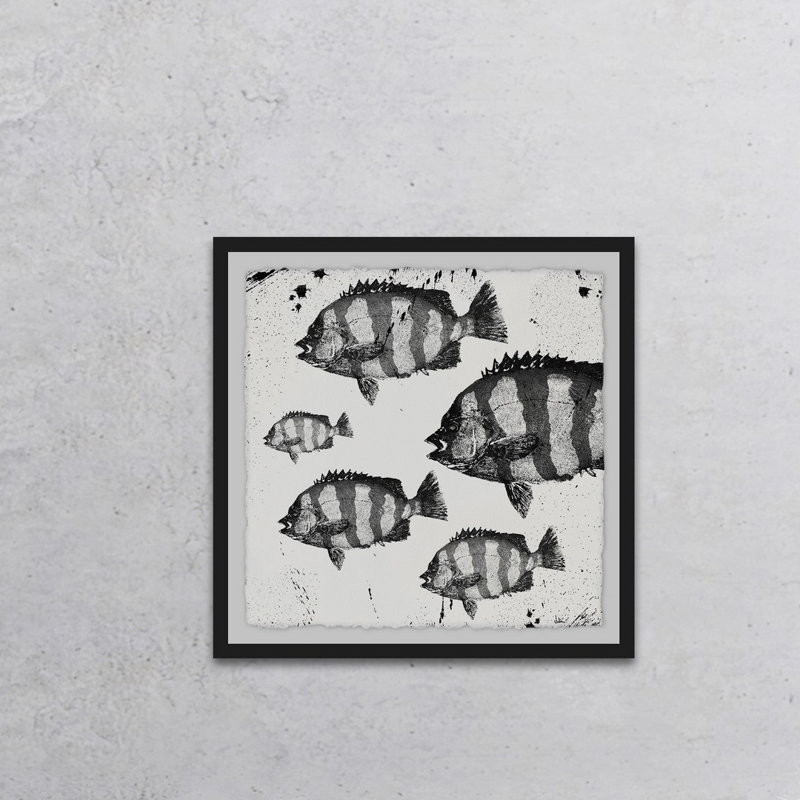 Barred Fish par Julia Posokhova - reproduction de cadre photo, H 32 po x l 32 po