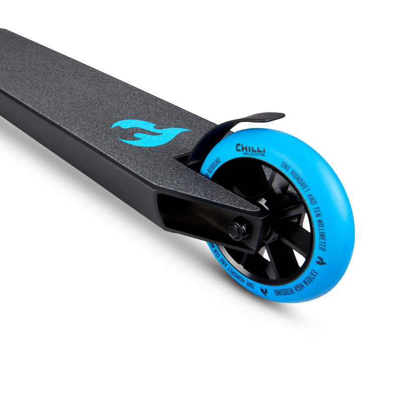 Chilli Base Stunt Scooter, Black/Blue