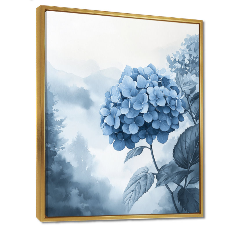 Hortensias dans un jardin brumeux I - Hortensia grand art mural, Reproduction avec cadre flottant, H 32 po x l 16 po, Doré