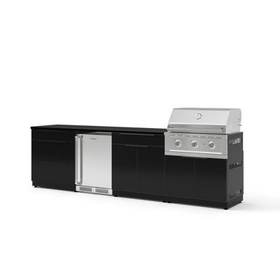 Ensemble de cuisine extérieure en aluminium noir, 7 pièces, comprenant un meuble à 3 tiroirs, un bar, un meuble pour barbecue, un barbecue haute performance au propane liquide de 84 cm (33 po), des comptoirs en acier inoxydable et un réfrigérateur à porte en acier inoxydable.