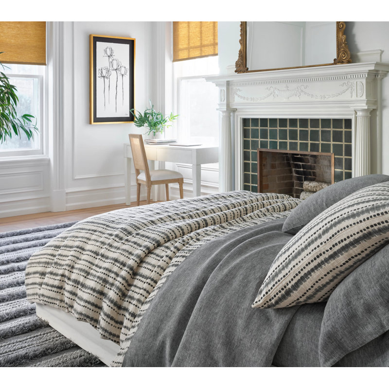 Lush Linen Black Sham, Euro