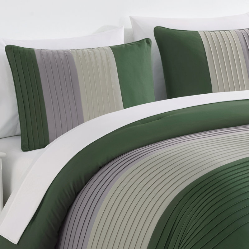 Briar Microfiber Bed in a Bag Comforter Set, Queen Comforter + 6 Additional Pieces, Forest Green/Gray/Cream