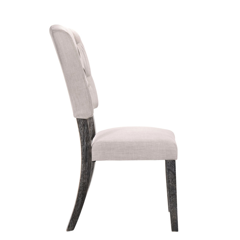 Lot de 2 chaises d'appoint rustiques de style transitionnel, avec dossier rembourré en lin beige, pieds fuselés en bois d'hévéa massif finition chêne gris vieilli, pour une composition décorative esthétique dans la salle à manger.