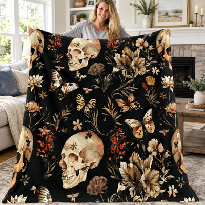 1pc Skull Butterfly Floral Throw Blanket, Gothic Dark Academia Botanical Print Flannel Blanket, Cozy Soft Lightweight Warm Blanket for Sofa Couch Bed