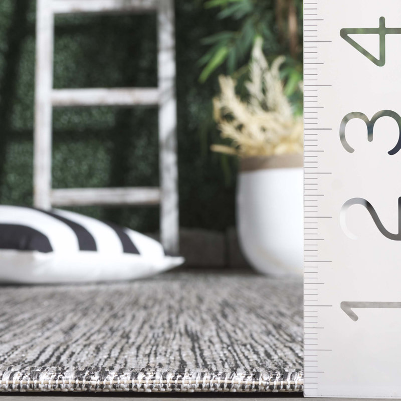 Courtyard Performance Rug, Rectangle 5'3" x 7'7"