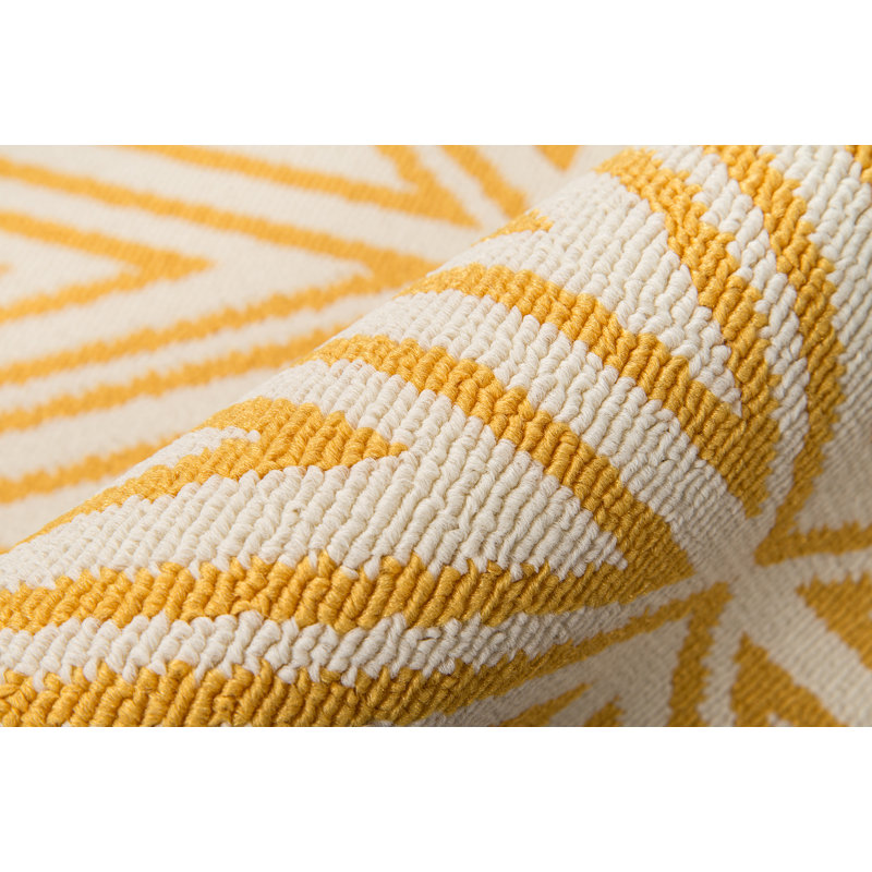 Irita Geometric Indoor / Outdoor Rug, Rectangle 1'8" x 3'7"