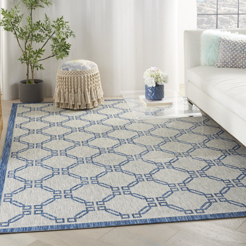 Yony Geometric Indoor / Outdoor Rug, Rectangle 7' x 10'