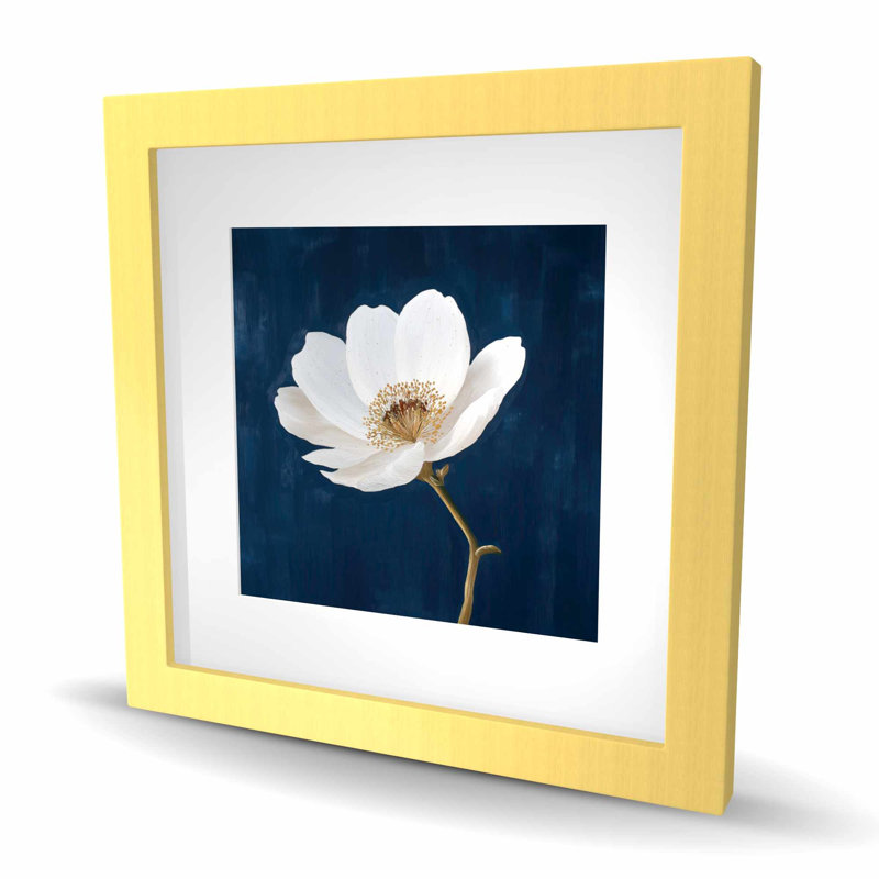 «Crooked Branch», reproduction florale beige encadrée | Décoration, H 16 po x l 16 po