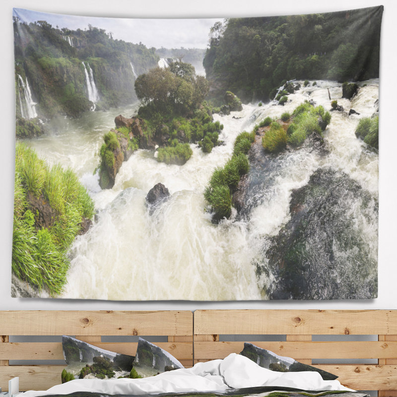 Le iguacu en cascade de paysage tombe au tapisserie brésil, H 68 po x l 80 po