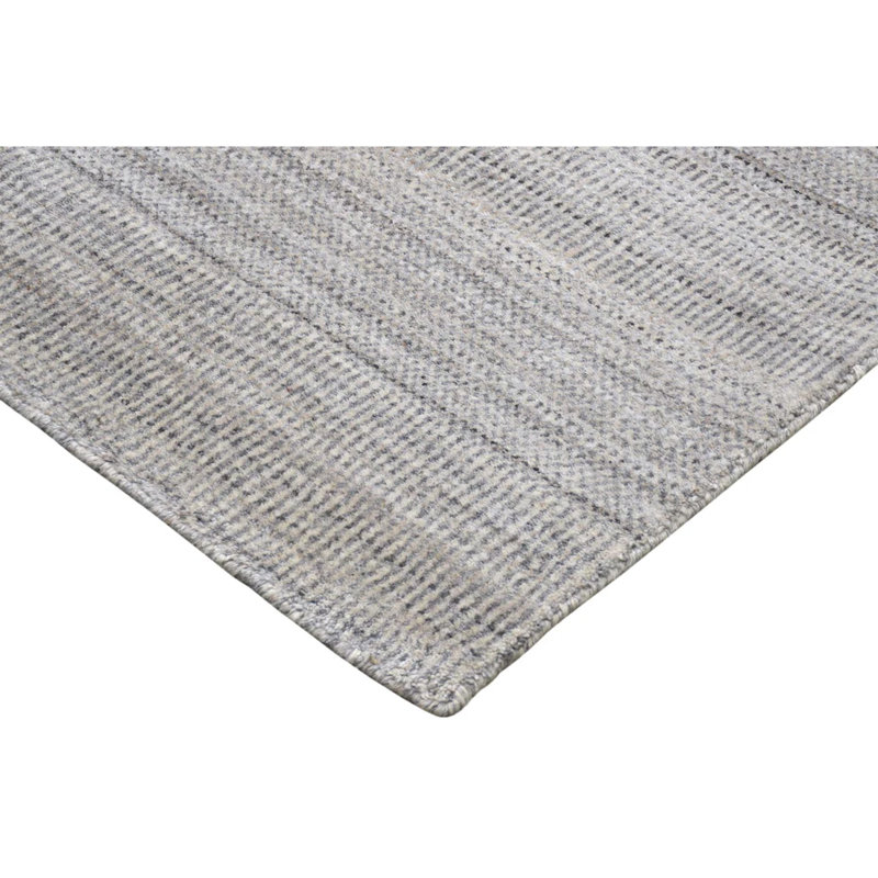 Area Rug in Grey, Rectangle 6' x 9'