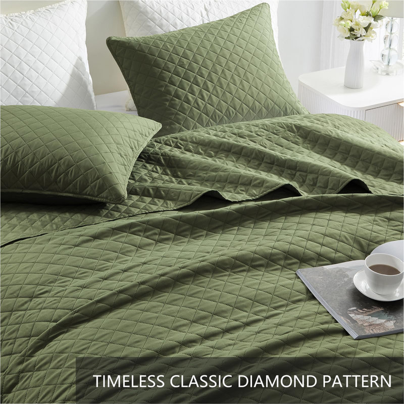 Homelike Moment Twin Quilt Set, Lightweight Quilts, Soft Beige, Queen Quilt + 2 Standard Shams, Diamond Olive Green