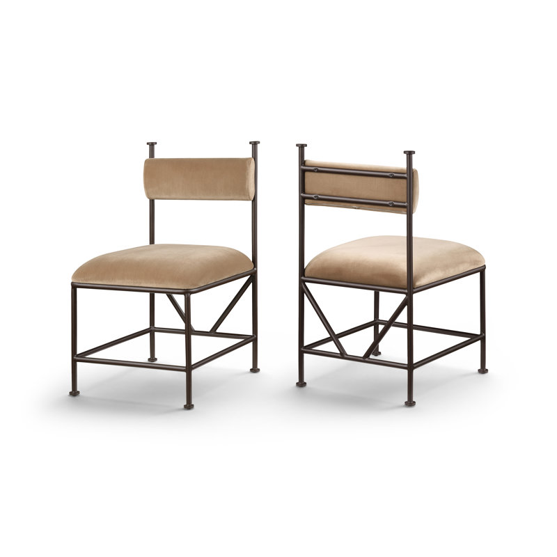 Chaise rembourrée en velours Monarch, Beige Velvet