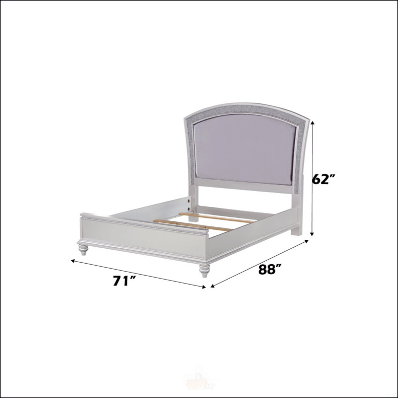 Grand lit en tissu et finition platine, Grand lit