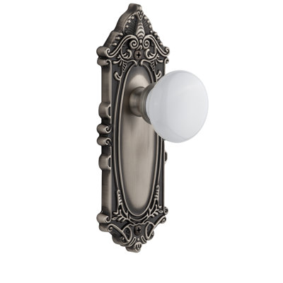 Grandeur Grande Victorian Plate Passage with Hyde Park Door Knob