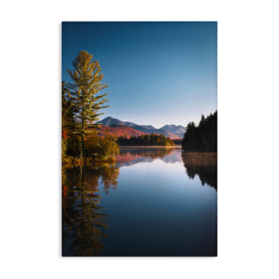 «Autumn Morning Wilderness Canvas», conception par Jonathan Zaartek